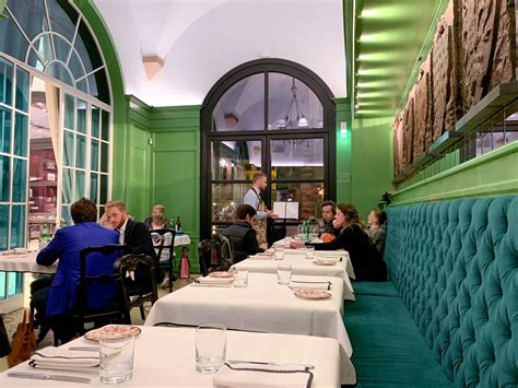 osteria gucci firenze|Gucci osteria da massimo bottura.